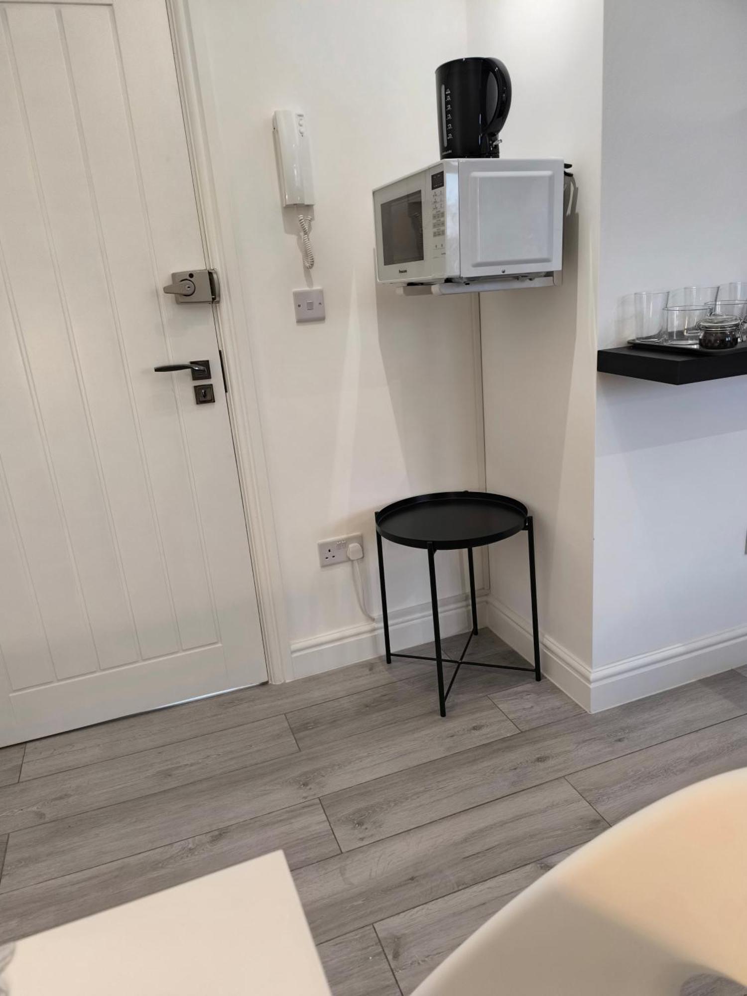 Privatunterkunft Full Equiped Rooms, Tooting Broadway Station