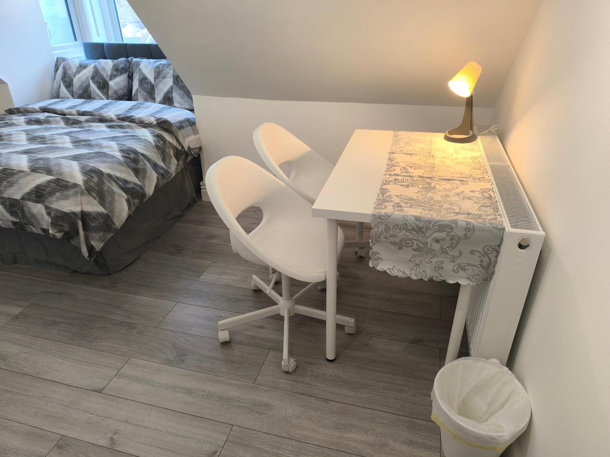 Séjour chez l'habitant Full Equiped Rooms, Tooting Broadway Station *