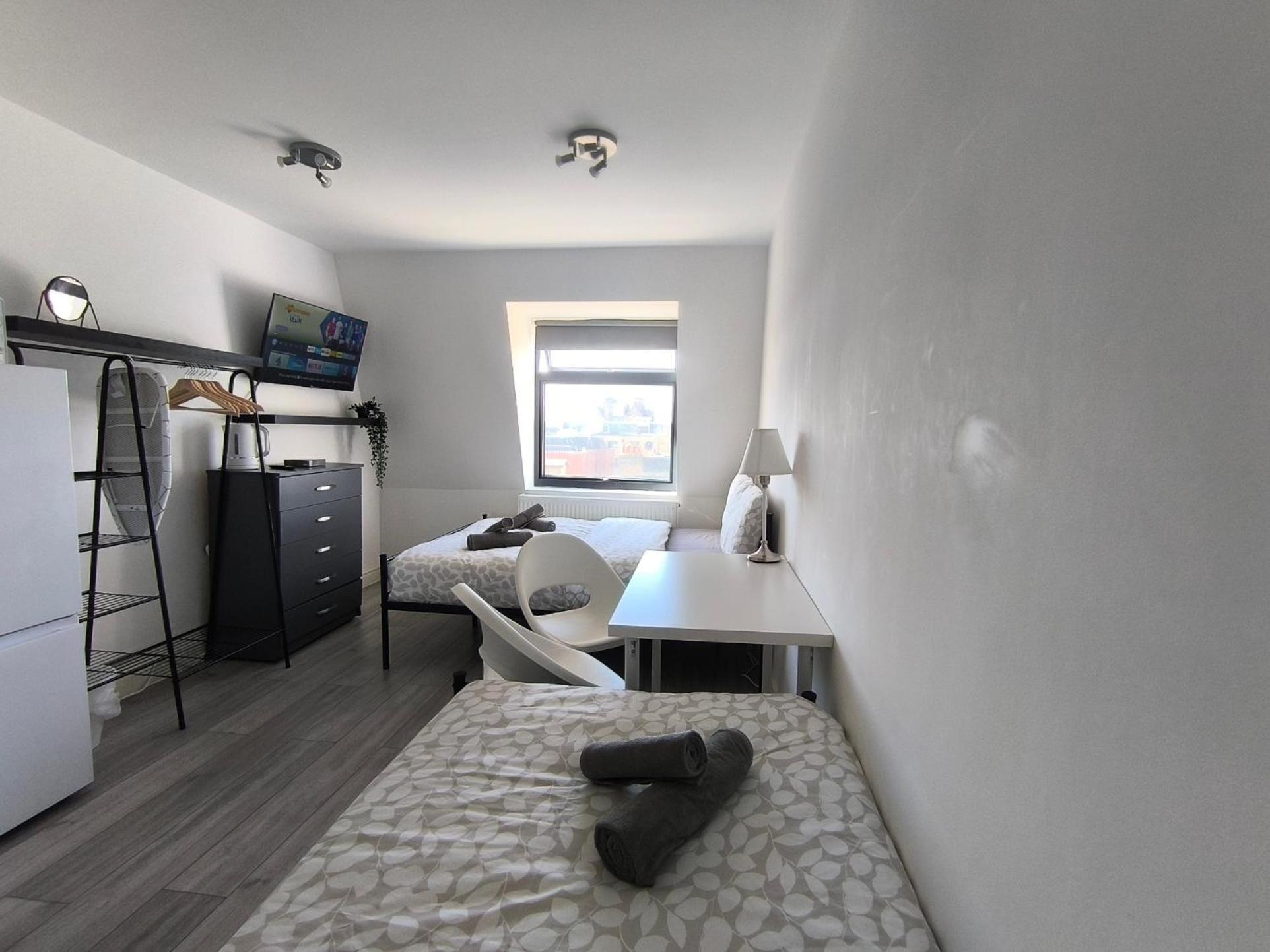Full Equiped Rooms, Tooting Broadway Station Séjour chez l'habitant *