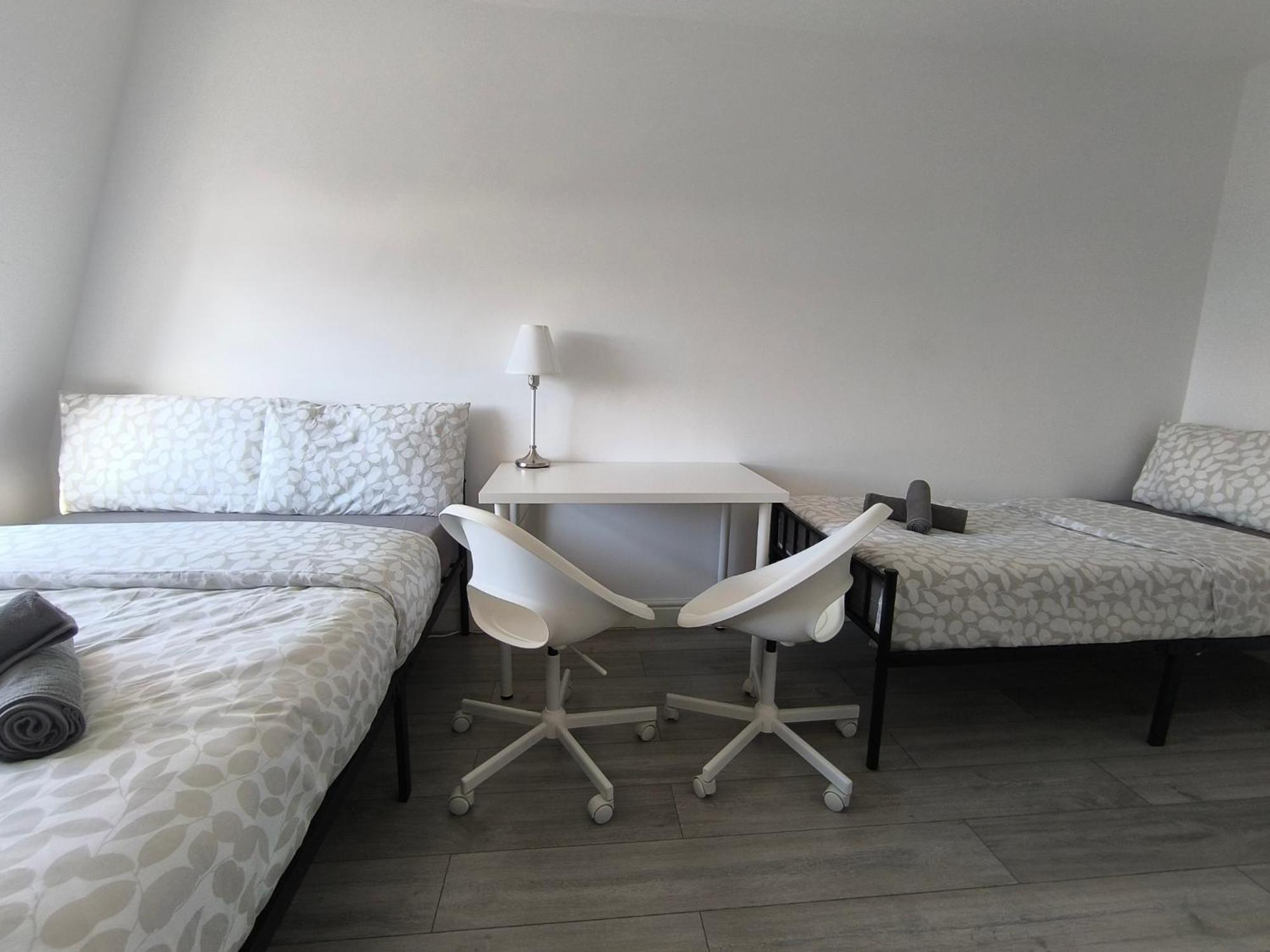 Full Equiped Rooms, Tooting Broadway Station Londres