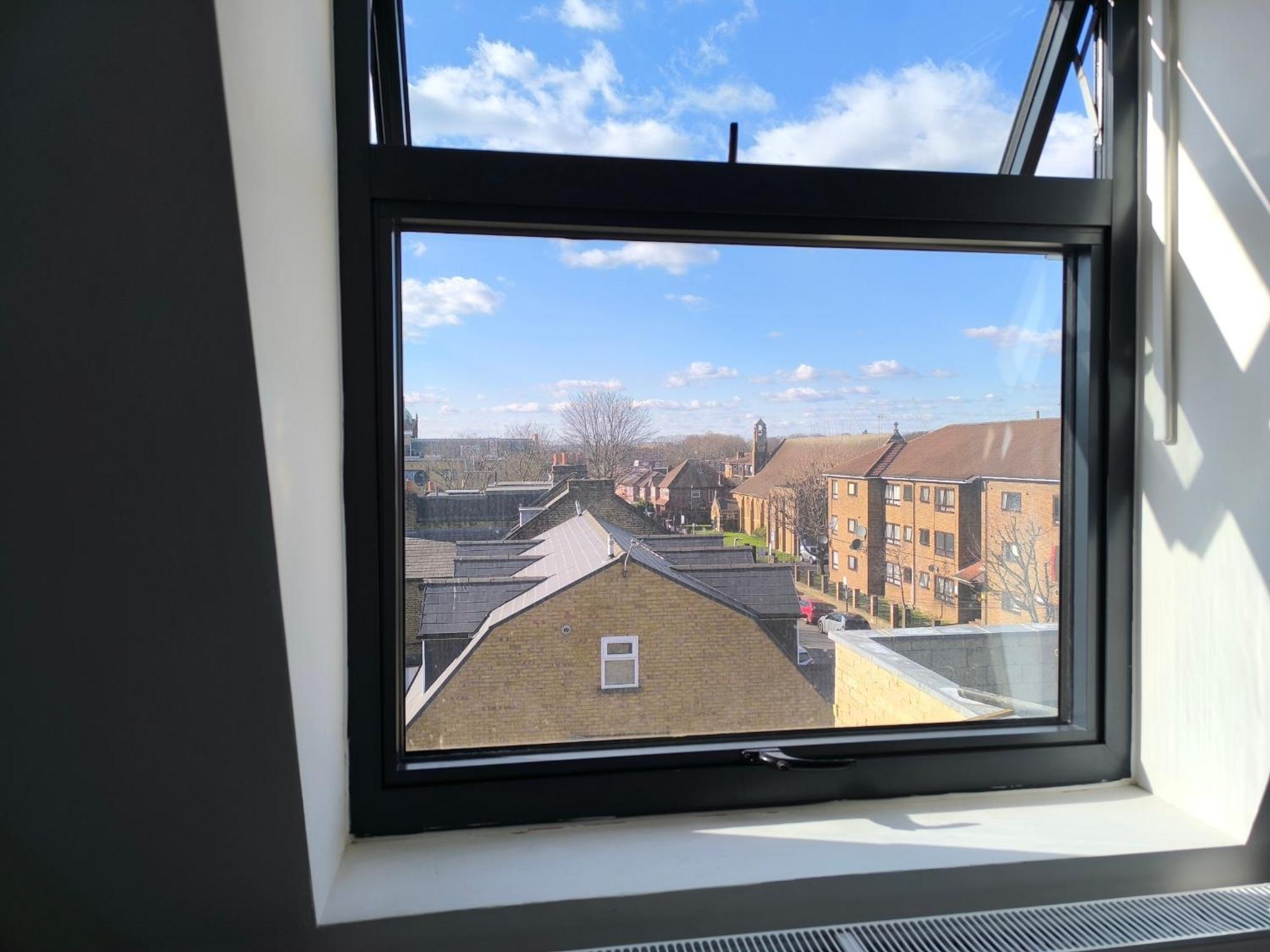 Full Equiped Rooms, Tooting Broadway Station